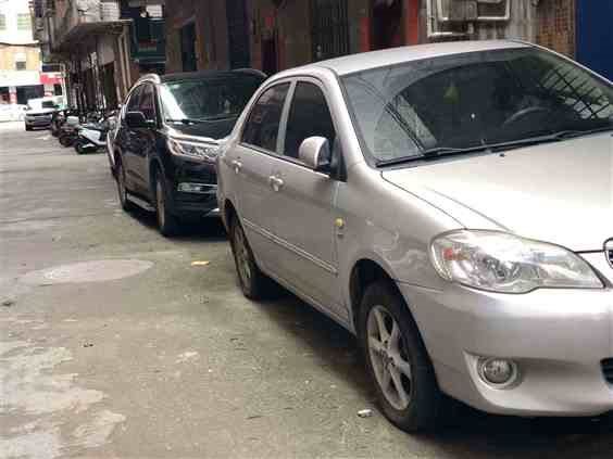锡林郭勒盟小轿车抵押借款-车子抵押贷款押证不押车，办理银行信用贷款